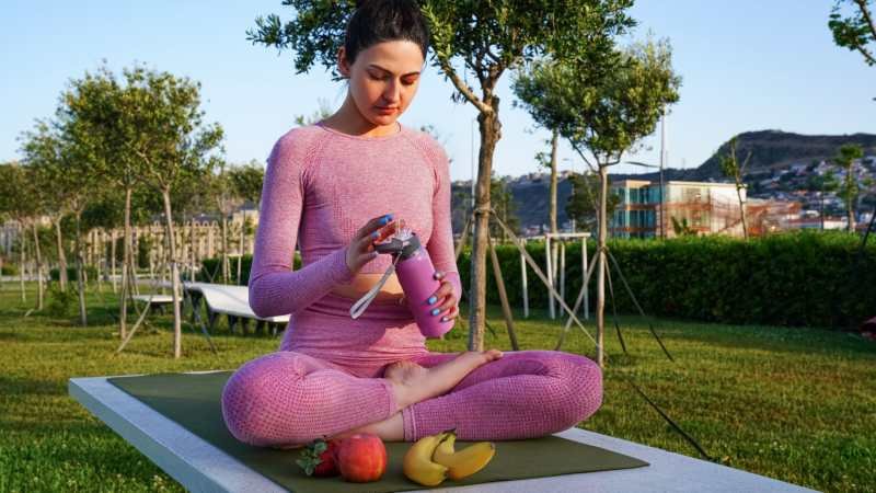 The Complete Guide To Building A Healthier Lifestyle Naturally