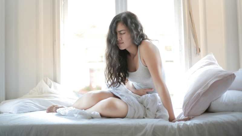 How to Reduce Period Pain Naturally and Medically: Effective Relief for Menstrual Cramps